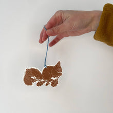 Load image into Gallery viewer, Concertina Card - Autumn Leaves - Squirrel