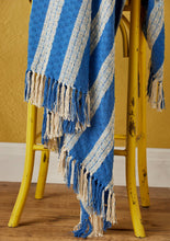 Load image into Gallery viewer, Berge Stripe Throw