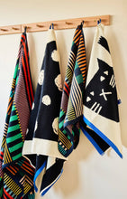 Load image into Gallery viewer, Bath Towel - Multi Stripe