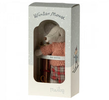 Load image into Gallery viewer, Maileg - Winter Big Sister Mouse with Ski Set