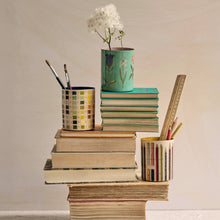 Load image into Gallery viewer, Enamel Everything Pot - Werner's Nomenclature of Colours