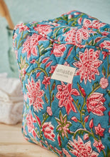 Load image into Gallery viewer, Sanganeri Block Print Washbag
