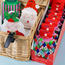 Load image into Gallery viewer, Talking Tables Holly Claw Christmas Hair Clip