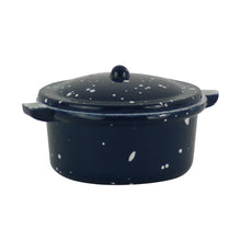 Load image into Gallery viewer, Sam & Julia Miniatures - Casserole (Scale 1:12)