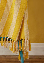 Load image into Gallery viewer, Berge Stripe Throw