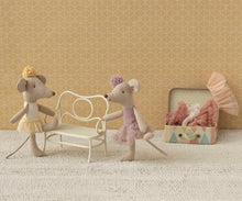 Load image into Gallery viewer, Maileg Ballerina Mouse Little Sister - Off White