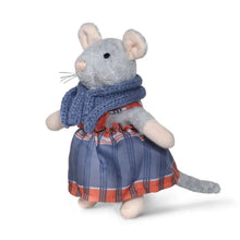 Load image into Gallery viewer, Sam & Julia Plush Mouse 13cm - Sam’s Mother