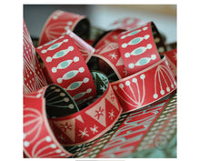 Load image into Gallery viewer, Paperchain 2 by Cambridge Imprint