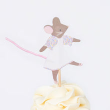 Load image into Gallery viewer, Meri Meri Cupcake Kit - Animal Friends