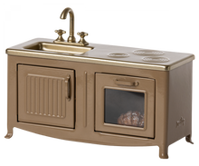 Load image into Gallery viewer, Maileg - Mouse Kitchen - Light Brown