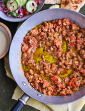 Load image into Gallery viewer, Dinner - 120 vegan and vegetarian recipes by meera sodha