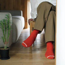 Load image into Gallery viewer, Nishiguchi Kutsushita Wool Ribbed Sock - Shrine Red