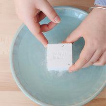 Load image into Gallery viewer, Soap Folk Salt Bath Cube 150g - Lavender