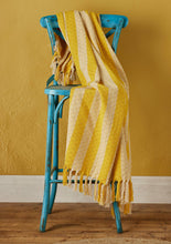 Load image into Gallery viewer, Berge Stripe Throw