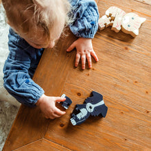 Load image into Gallery viewer, Sheepdog Wooden Puzzle