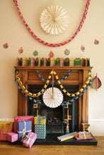 Load image into Gallery viewer, East End Press Paper Chain Kit - Yellow and Green
