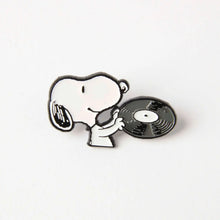 Load image into Gallery viewer, Peanuts Music Is Life Pin Badge - Record