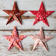 Load image into Gallery viewer, Garland of Stars Origami Kit by Cambridge Imprint