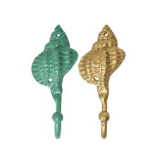 Load image into Gallery viewer, Metal Hooks Shell Shape Two Colours Gold and Green