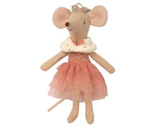 Load image into Gallery viewer, Maileg Princess Mouse - Big Sister - Gazebogifts
