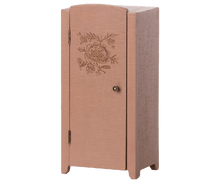 Load image into Gallery viewer, Maileg Miniature Closet Dusty Rose