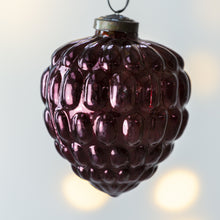 Load image into Gallery viewer, Merry Berry Glass Bauble Fuscia by Grand Illusion