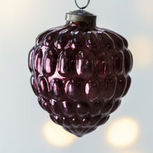 Load image into Gallery viewer, Merry Berry Glass Bauble Fuscia by Grand Illusion
