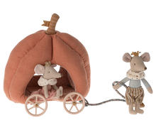 Load image into Gallery viewer, Maileg - Pumkin Carriage - Mouse
