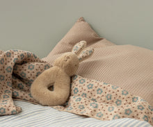 Load image into Gallery viewer, Maileg -  Rabbit Rattle Set - Cream
