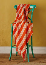 Load image into Gallery viewer, Berge Stripe Throw

