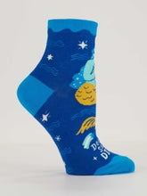 Load image into Gallery viewer, Deep Sea Diva  Women’s Crew Socks
