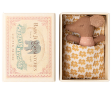 Load image into Gallery viewer, Maileg Sleepy Wakey Baby Mouse In Matchbox- Rose
