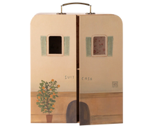 Load image into Gallery viewer, Maileg SuitCasa House
