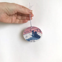 Load image into Gallery viewer, Concertina Card - Sledging at Dusk
