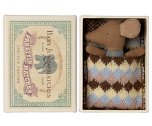 Load image into Gallery viewer, Maileg Sleepy Wakey Baby Mouse In Matchbox- Blue
