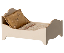Load image into Gallery viewer, Maileg Mouse Bed - Off White
