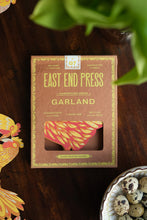 Load image into Gallery viewer, East End Press Concertina Paper  Garland - Chickens
