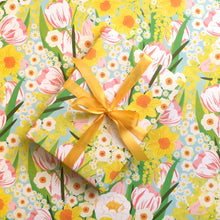 Load image into Gallery viewer, Spring Bouquet Gift Wrap
