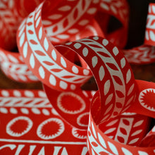 Load image into Gallery viewer, Paperchain  3 by Cambridge Imprint
