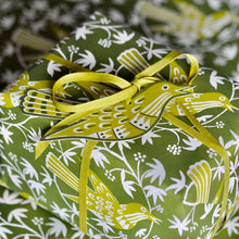 Load image into Gallery viewer, Cambridge Imprint 5 Gift Tags - Songbird in Moss
