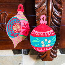 Load image into Gallery viewer, East End Press Garland - Baubles
