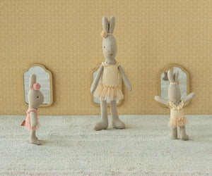 Maileg - Rabbit Size 1 - Ballet Suit & Skirt Cream