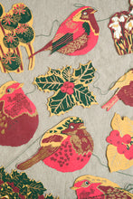 Load image into Gallery viewer, East End Press Garland - Hedgerow
