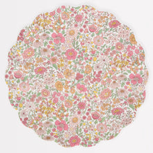Load image into Gallery viewer, Meri Meri - Liberty Print Reusable Large Plate - Wharfedale
