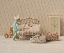 Load image into Gallery viewer, Maileg - Vintage Mouse Bed - Off White
