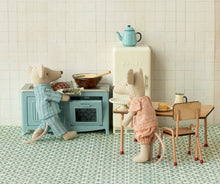 Load image into Gallery viewer, Maileg - Mouse Kitchen - Blue
