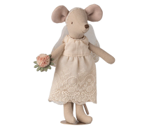 Load image into Gallery viewer, Maileg Wedding Mice Couple In Box - Mum and Dad
