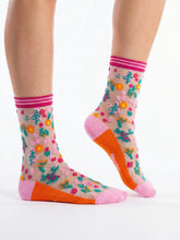Load image into Gallery viewer, Sheer Pop Socks - Ditsy Floral
