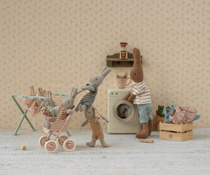 Maileg - Stroller Micro Powder - Mouse