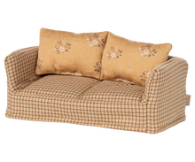 Load image into Gallery viewer, Maileg Mouse Sofa - Mable
